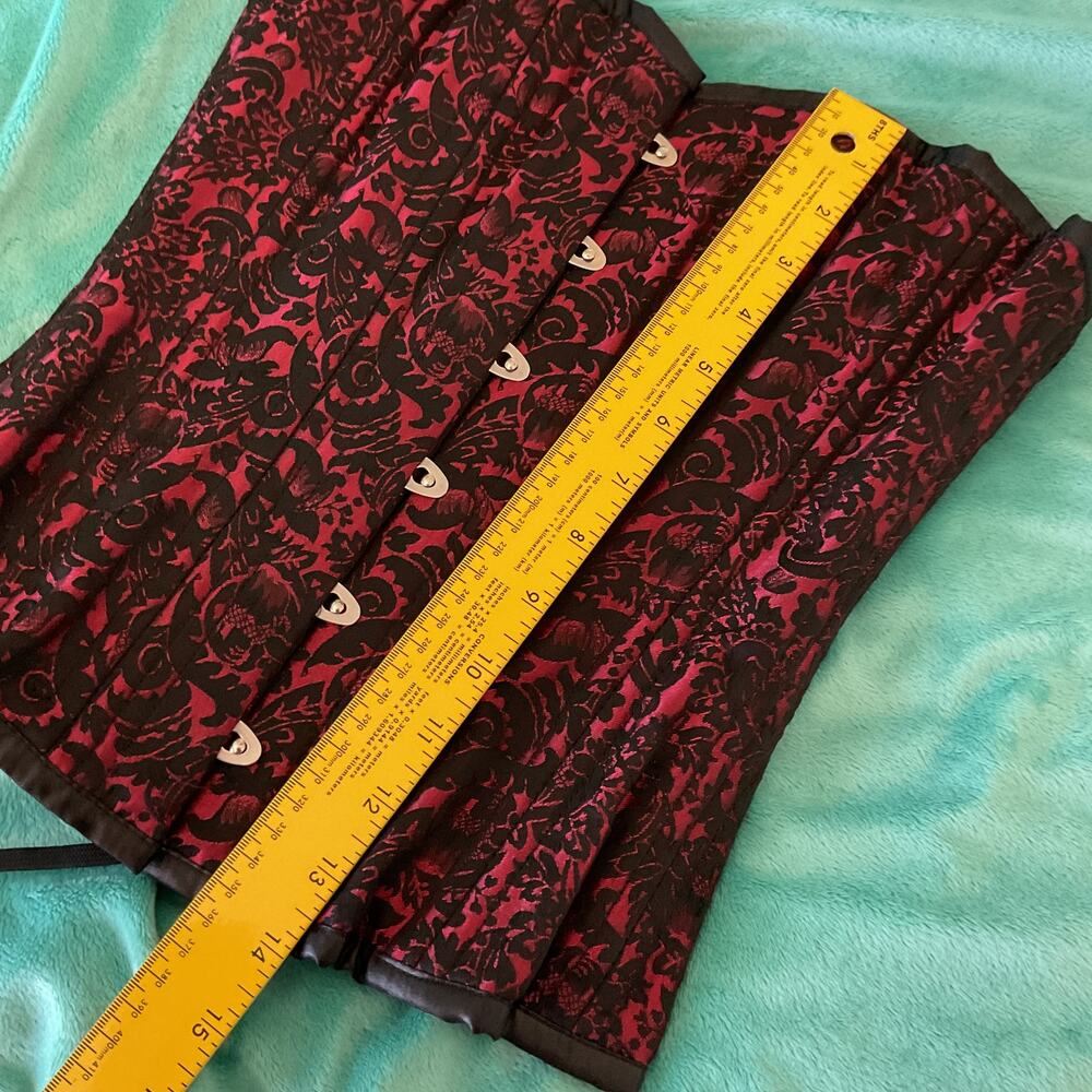 Gothic Brocade Corset Floral Lace Overlay Red and Black Metal Boning Womens 24 - Picture 11 of 12